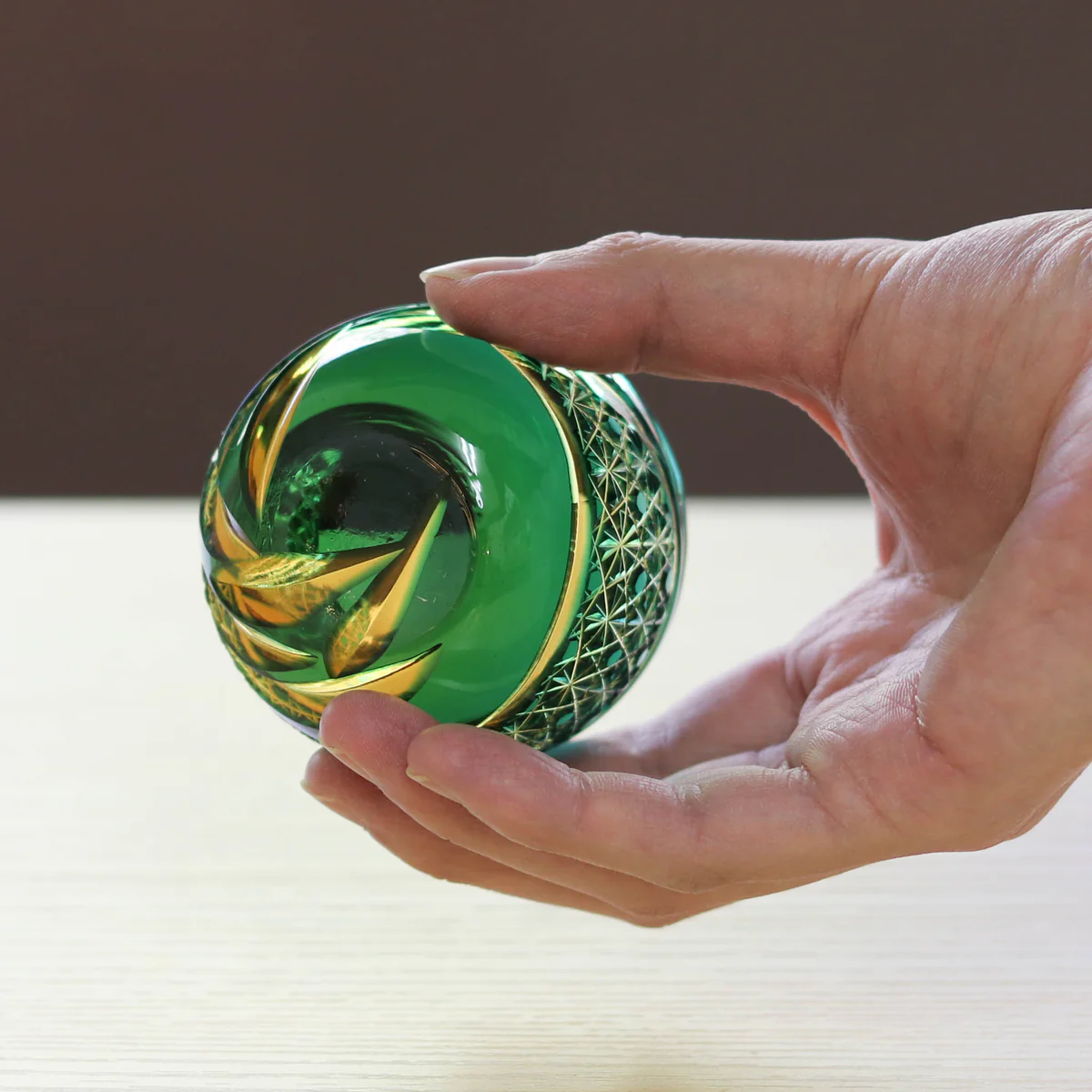 Guinomi Glass-Otaru Kiriko/Miyabi/Amber Green Fukagawa Glass Craft